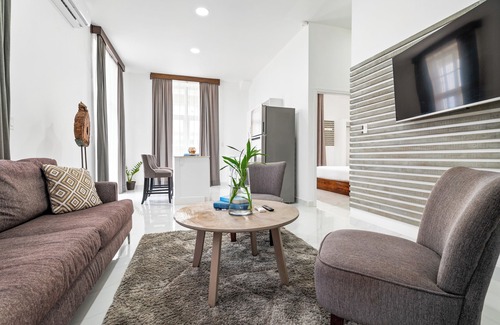 Placentia Apartamento | The Ellysian Apartments
