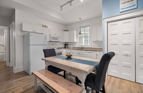 Cherry Valley Casa | The Elm - 36 Hollow S