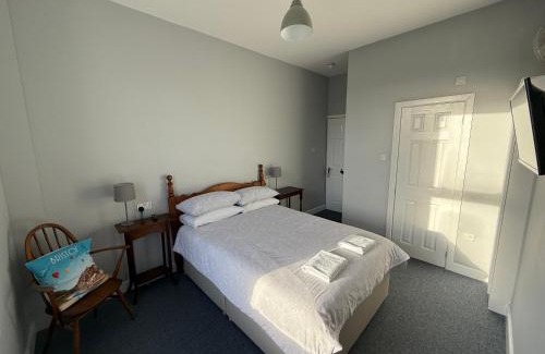 Filton Casa | The Elms Guest House Bristol