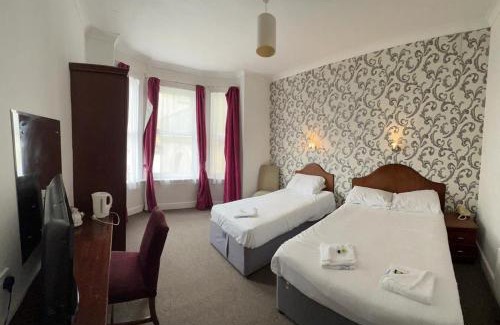 Great Yarmouth Hotel | The Embassy Hotel