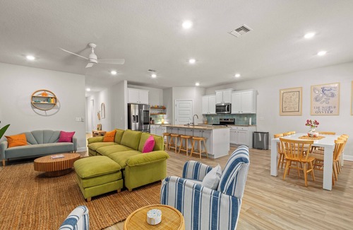 Upper Grand Lagoon Casa | The Emerald Cove - Pool, Hot tub, Sauna, Game room - Sleeps 13