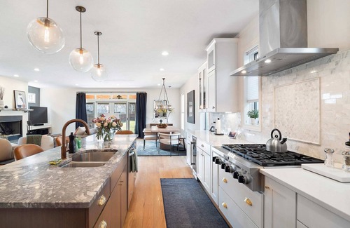 Tremont Casa | The Emerald Manor | Chef's Kitchen | Movie Room