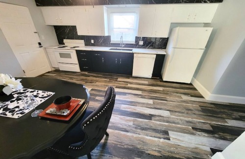 Kimberly Apartamento | The Emerald Panda at Ritchie’s Kimberly-place
