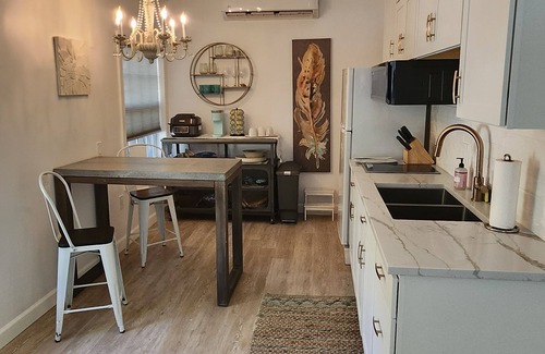 Bonita Springs Casa | The Enchanted Cottage; Imperial River Kayak Trail Oasis adjacent to Downtown Fun