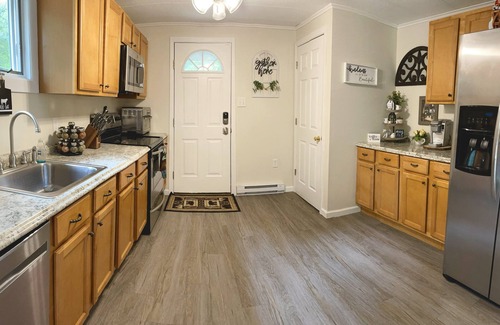 Lackawaxen Casa | The Enchanted Cottage & Hot Tub