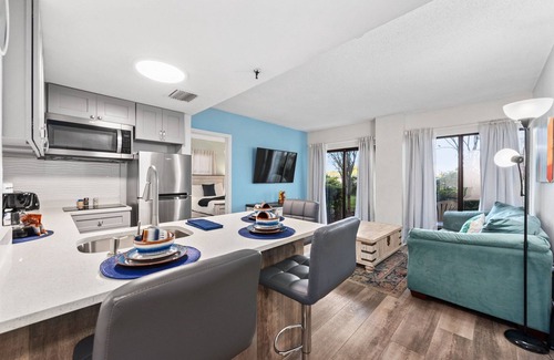 Florida Center Apartamento | The Enclave Hotel and Suites