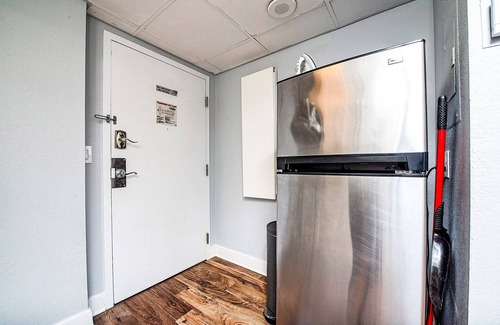 Florida Center Apartamento | The Enclave Hotel and Suites