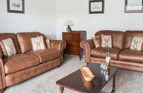 Duns Casa | The End Hoose