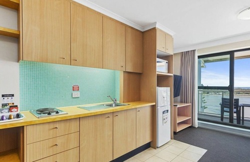 The Entrance Complejo | The Entrance Waterfront Apartment 505