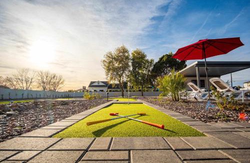 Chandler Casa | The Epic Resort an Acre of Fun for Everyone
