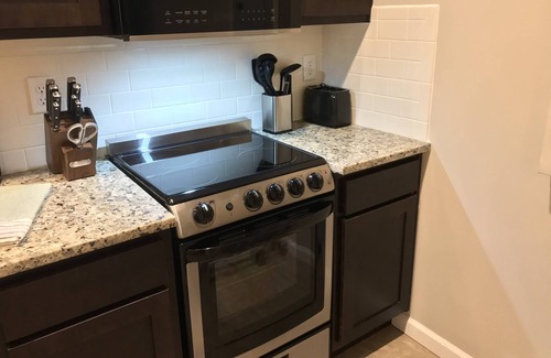 Middleburg Apartamento | The Escape at the Ravines |King Studio w/Daybed |Full Kitchen |Dogs Ok |Screened Porch |Wooded Views