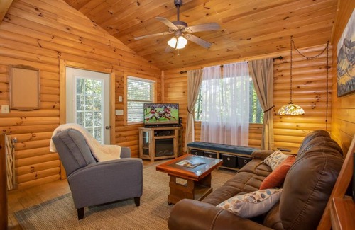 Boone Casa | The Escape Cabin