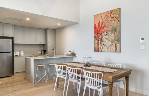Moana Apartamento | The Esplanade - Luxuriously Styled New 3 Bed Apt