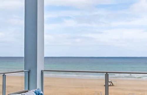 Moana Apartamento | The Esplanade - Luxuriously Styled New 3 Bed Apt