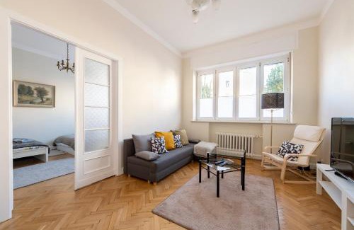 Lodz Apartamento | The Essence Of Łodz &Large Stylish Apartment