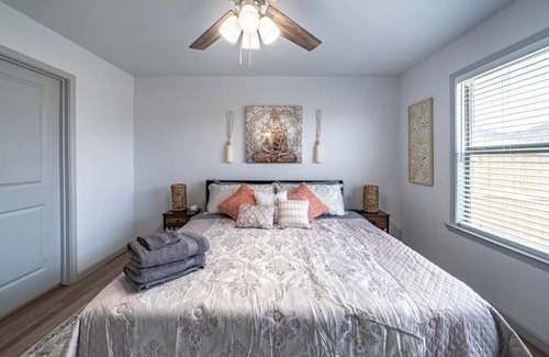 North by Northwest Casa | The Evanston - 3BR/2BA - New House