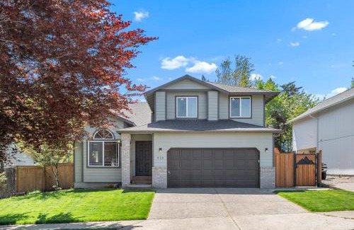 Troutdale Casa | The Evergreen Hideaway