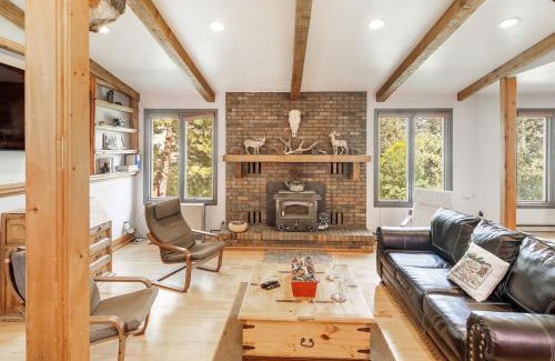 Morrison Casa | The Evergreen Oasis I Red Rocks I Morrison