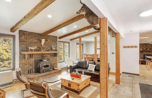 Morrison Casa | The Evergreen Oasis I Red Rocks I Morrison