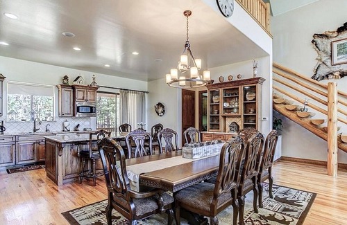 Happy Jack Cabina | The EXECUTIVE LEVEL retreat for families and outdoor lovers in Happy Jack, AZ!