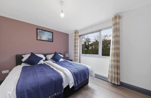 Marlborough Apartamento | The Exquisite Harrow Gem -Parking
