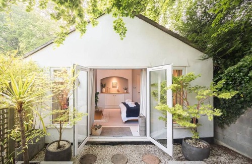 Failand Apartamento | The Failand Retreat | Luxury Stay Near Bristol