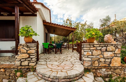 Aipeia Casa | The Fairytale House Seaside Retreat