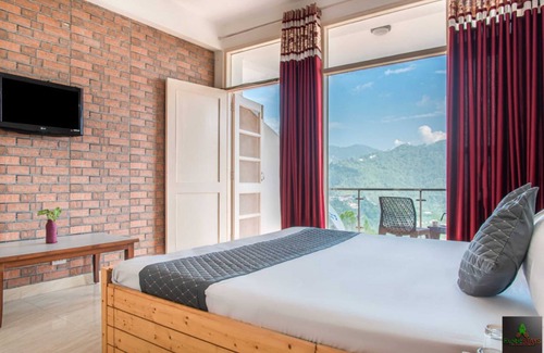 Dharampur Hotel | The Family House