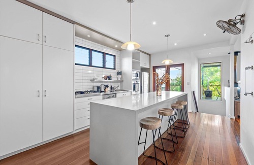 Woolloongabba Casa | The Family Queenslander ~ Woolloongabba