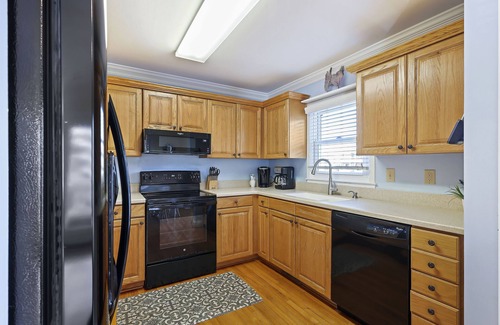 Pelican Bay Casa | ¡Casa familiar perfecta en Wild Dunes- Community Pool, y Minutes to the Beach!