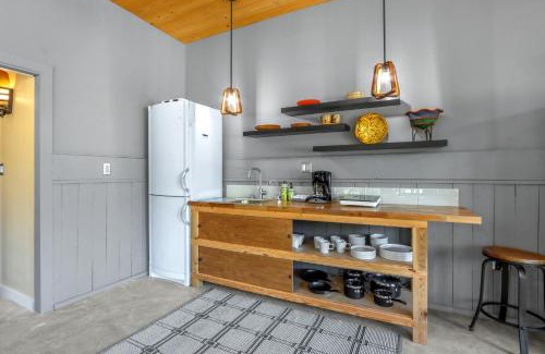 Wimberley Casa | The Family Studio at Starlight Meadow