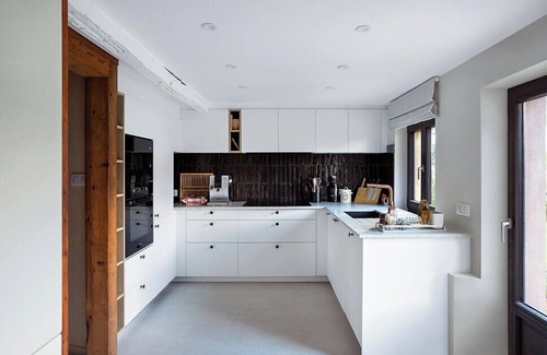 Hangenbieten Casa | The Farm 1807: authenticity & modernity