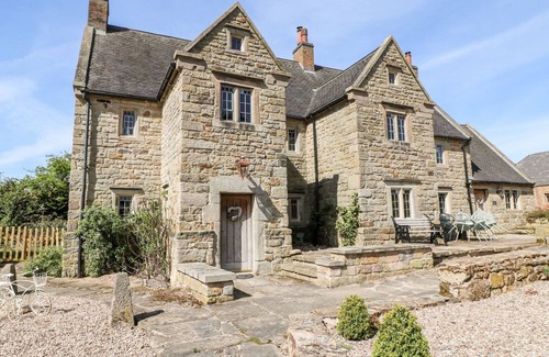 Milford Cabaña | The Farm House at Wildersley Farm