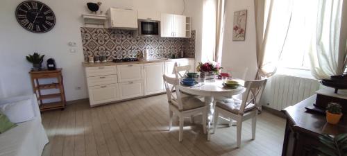 Villanova Apartamento | The Farm House - Fast WiFi - Free Parking