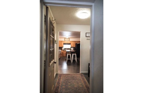 Fairbanks Casa | The Farmhouse - Clean, comfortable, and affordable!