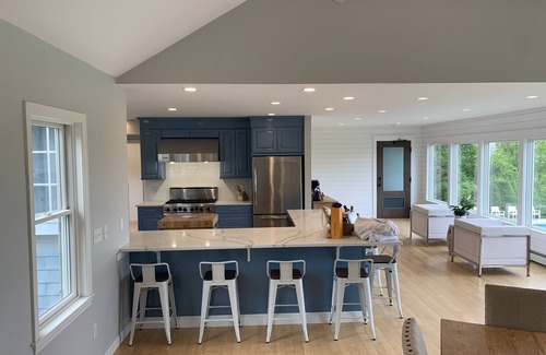 Ellisville Casa | The Farmhouse Plymouth, MA: 10-Acre Oceanfront Estate + Escape with Pool