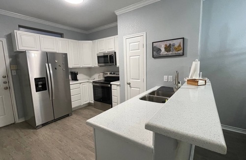 Wellborn Casa | The Farmhouse - Spacious Townhome Minutes From Texas A&M University