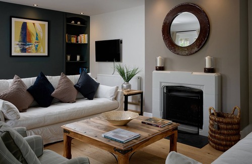 Chichester Casa | The Farmhouse, Seabeach Farm