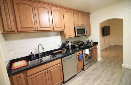 Little Ranches Casa | The Fillmore Suite B