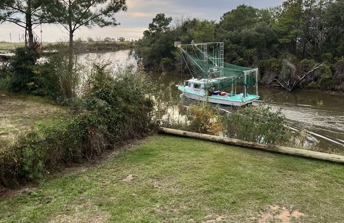 Ocean Springs Cabaña | Waterfront, 2 Docks, 3 Bed, 4 Bath, Amazing Gulf View. An incredible experience!
