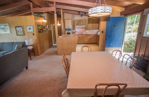 Cleone Casa | The Fish House - Midcentury Modern - A pie de playa