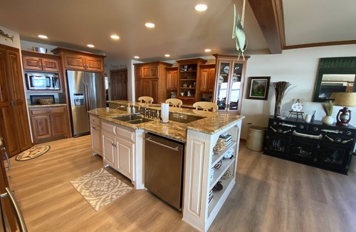 Shawano Casa | “The Fishing Shack” a Shawano Lake Retreat!