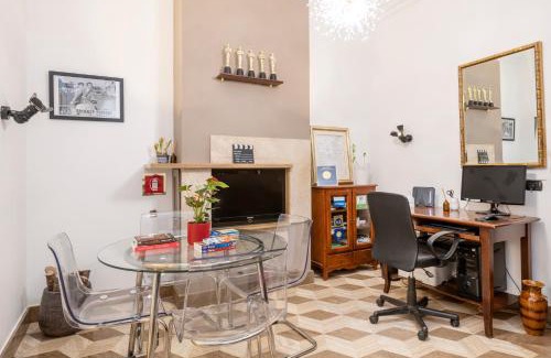 Repubblica Casa | The Five Oscars Inn