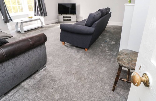 Ningwood Apartamento | THE FLAT, family friendly in Shalfleet