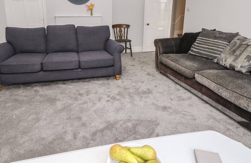 Ningwood Apartamento | THE FLAT, family friendly in Shalfleet