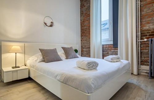Quartier Pasteur Apartamento | The Flaubert flat and car park in the town centre