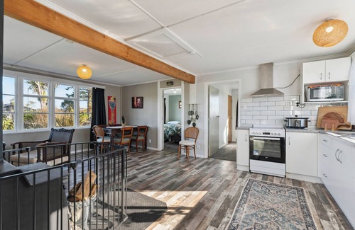 National Park Village Casa | The Flax Cottage - National Park Holiday Home