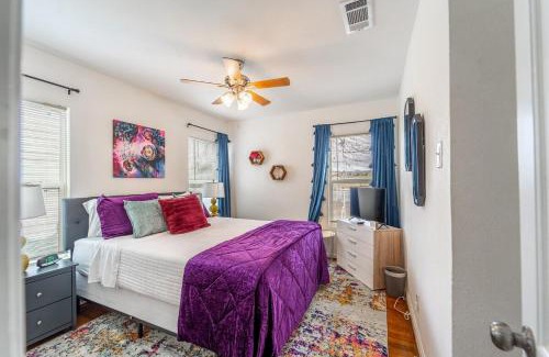 Temple Casa | The Fleur-de-lis