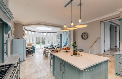 Hurley Casa | The Florence - Henley Regatta