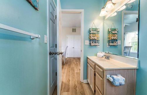 East End Casa | The Floridian, Old Florida Charm with Modern Comfort